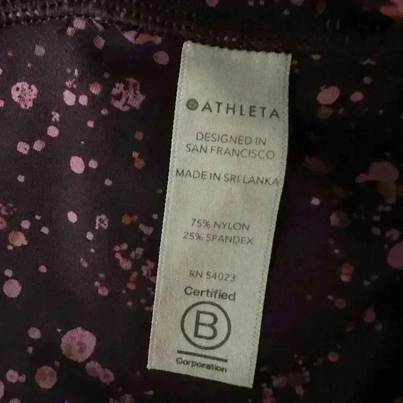 Athleta ultimate stash pocket spat capri leggings sz S - Picture 4 of 5